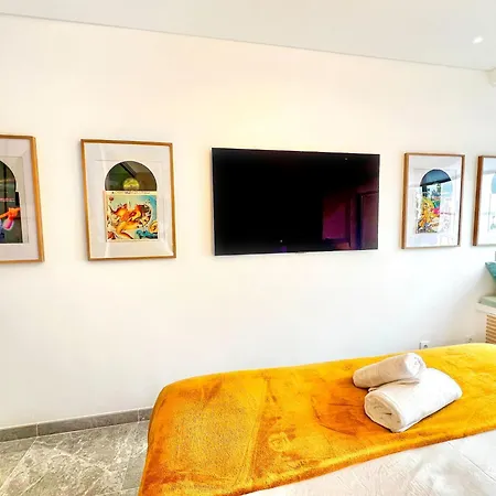 Апартаменты Prestige River View By Becherish